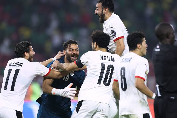 نجم منتخب مصر يقترب من الدوري الإسباني